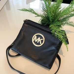 Michael Kors crossbody bag. 100% authentic.